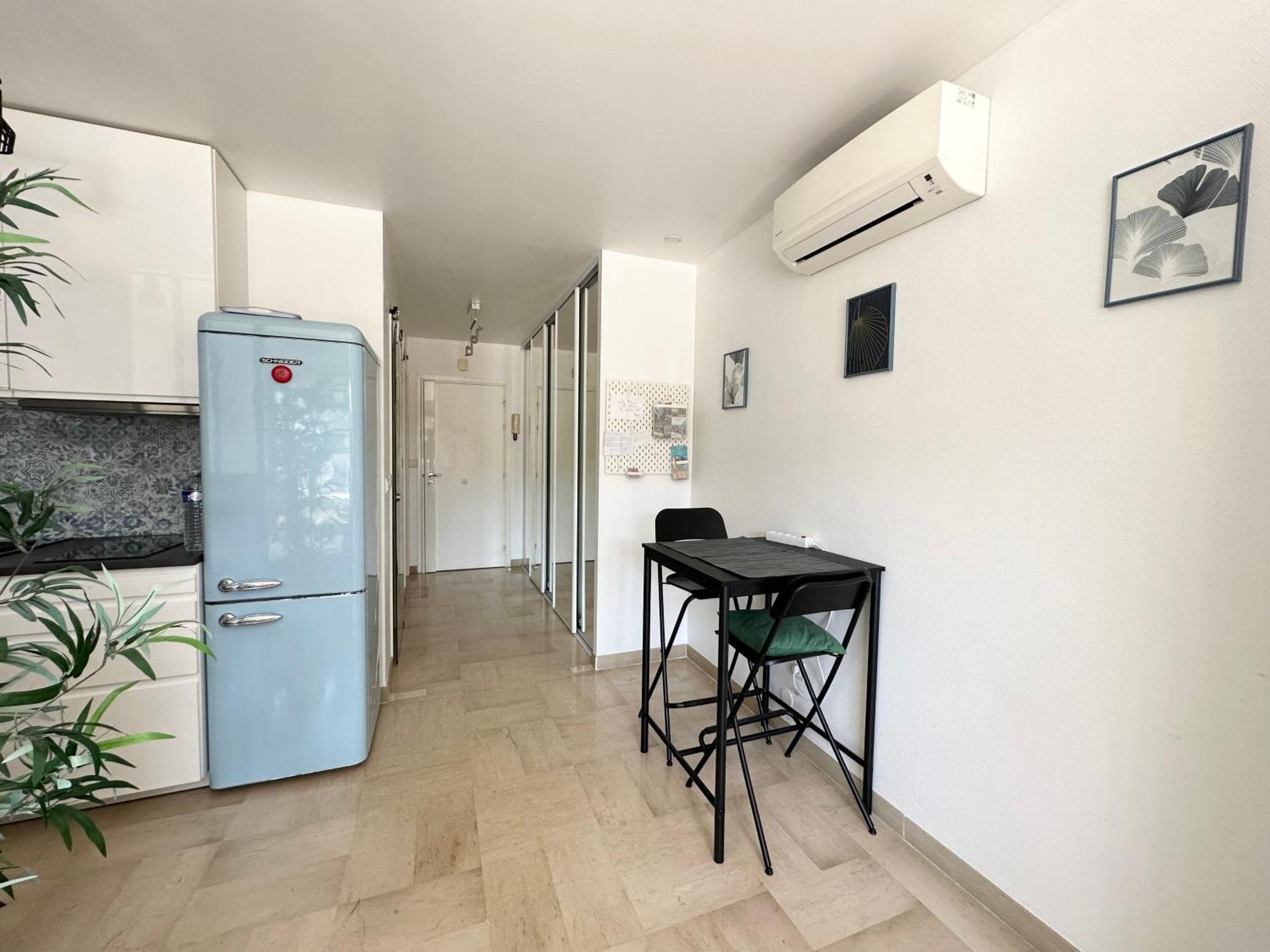 Apartament Nice, Grand Studio - Piscine - Terrasse Vue Mer Zewnętrze zdjęcie
