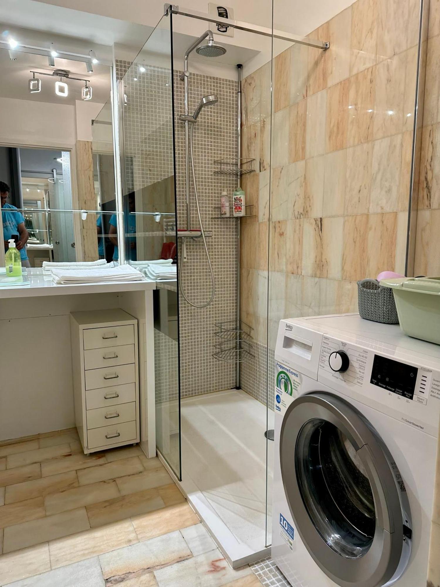 Apartament Nice, Grand Studio - Piscine - Terrasse Vue Mer Zewnętrze zdjęcie